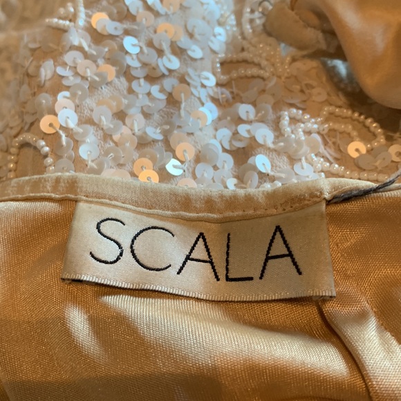 Sequined prom dress - gorgeous - Picture 8 of 10